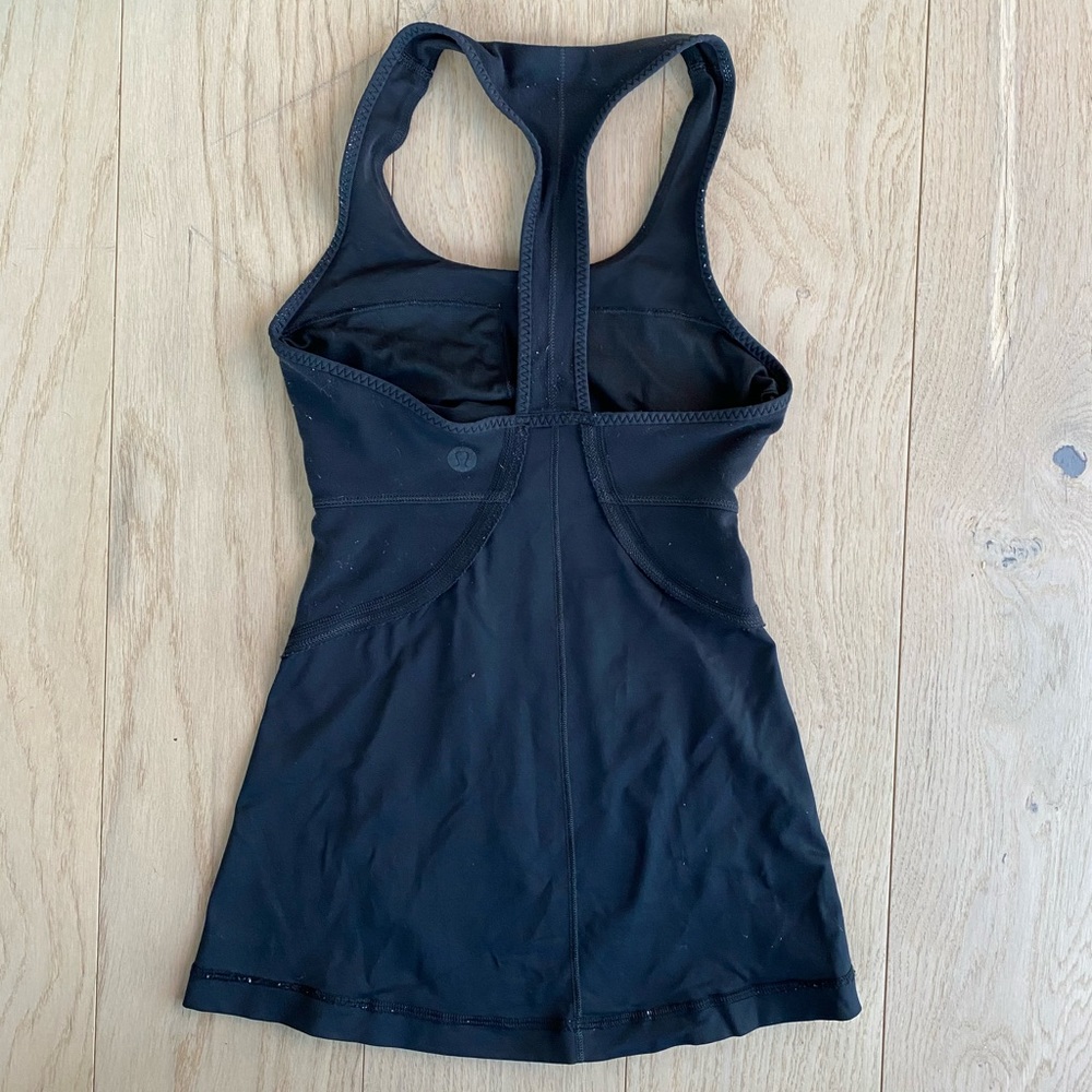Lululemon scoop neck top